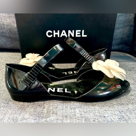 CHANEL Black, White Flower Open-Toe Jellies, S37, With Original Box & Booklet - Picture 3 of 10